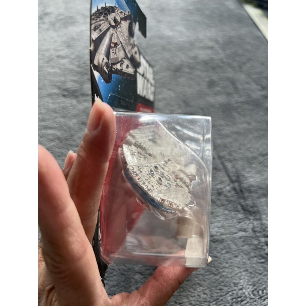 Hot Wheels Star Wars Force Awakens Millennium Falcon Flight Navigator - Picture 5 of 8